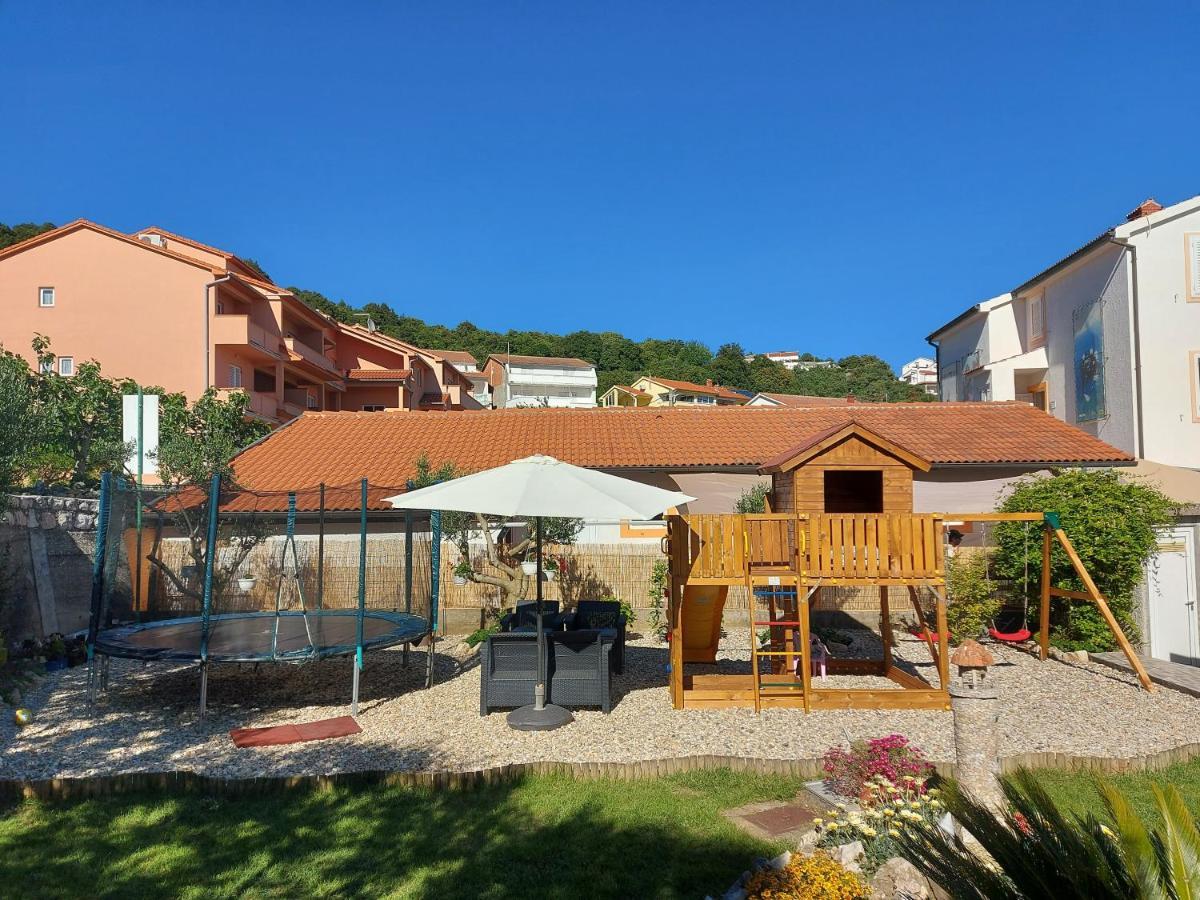 Guesthouse Raffaello Kampor Zewnętrze zdjęcie